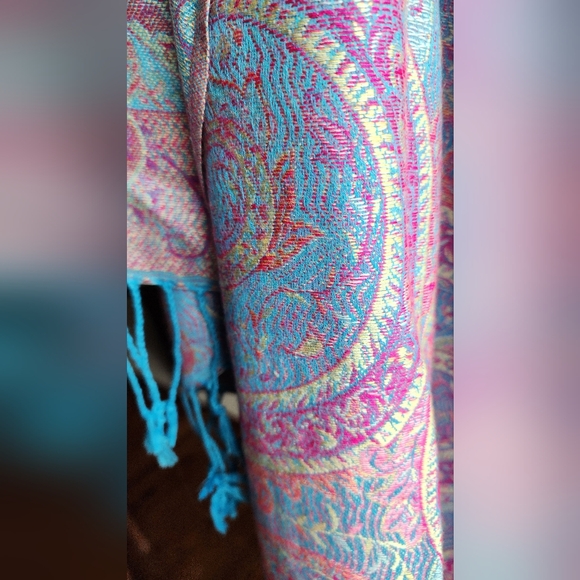 2 for 1!! Wrap/scarf & Pashmina - NWOT - Picture 1 of 12